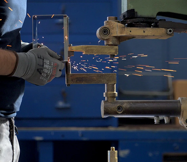 Wire electric welding